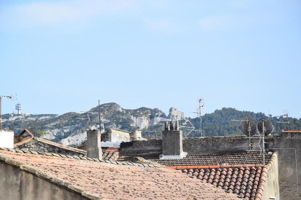 Studio idéal centre-ville meublé 2ème étage sud Saint-Rémy-de-Provence Esterno foto